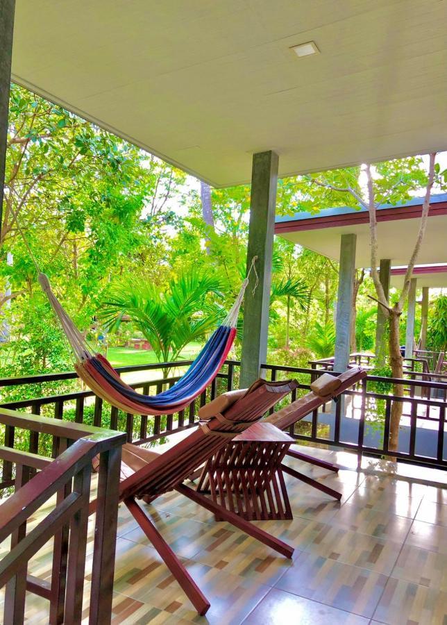 Pana Long Beach Resort Ko Lanta Exterior foto