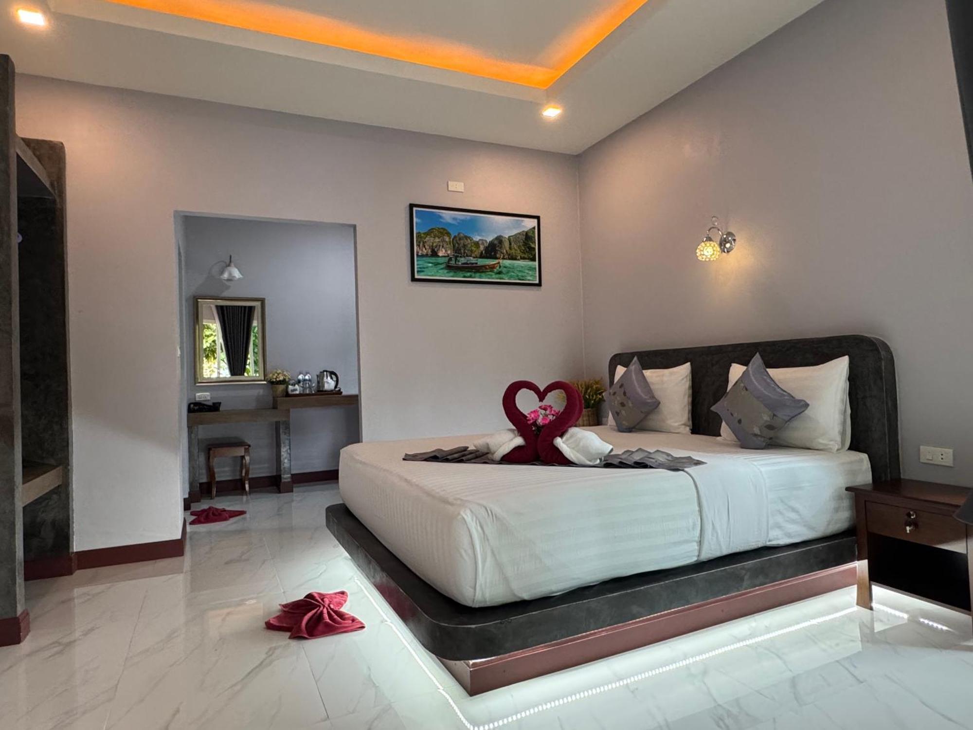 Pana Long Beach Resort Ko Lanta Exterior foto