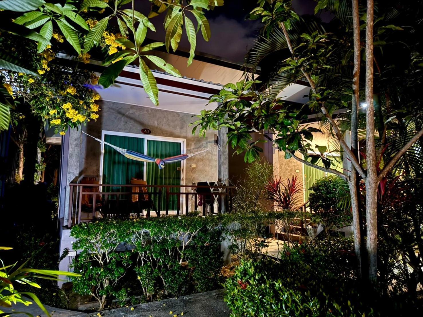 Pana Long Beach Resort Ko Lanta Exterior foto