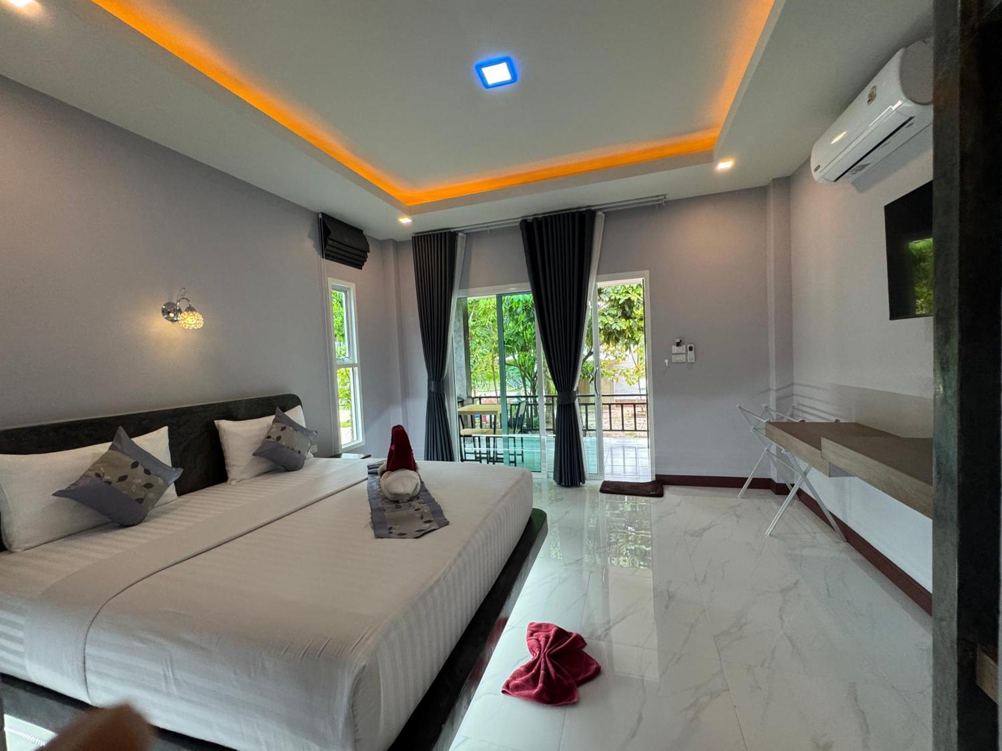 Pana Long Beach Resort Ko Lanta Exterior foto